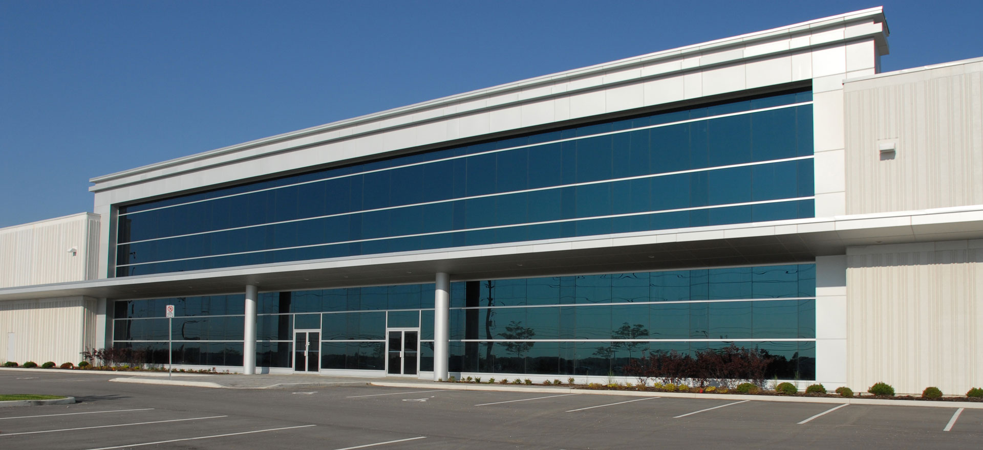 HOOPP North Service Road East, Oakville Urbacon