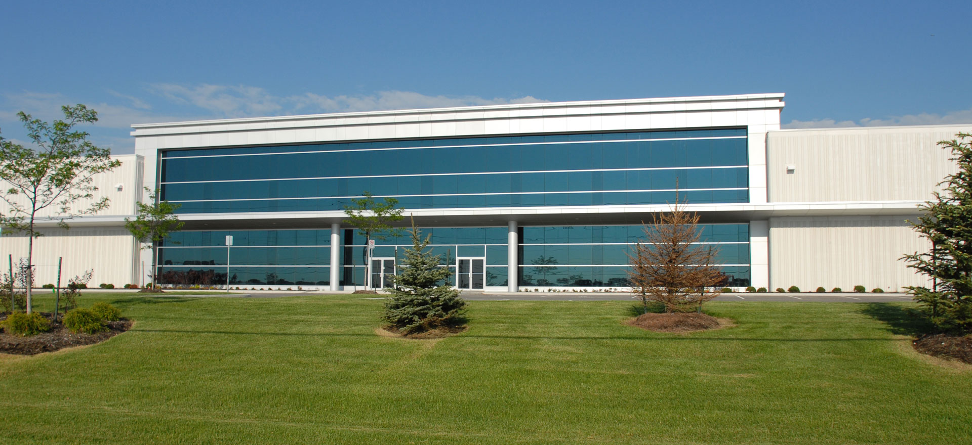 HOOPP North Service Road East, Oakville Urbacon